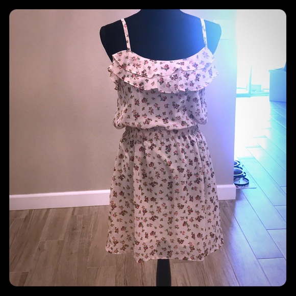 MNG Collection flower dress - Picture 4 of 9